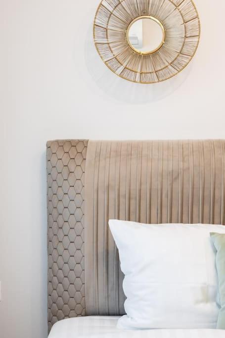 Sunny 2Br Flat - Top Location - Stunning Views บูคาเรสต์ ภายนอก รูปภาพ